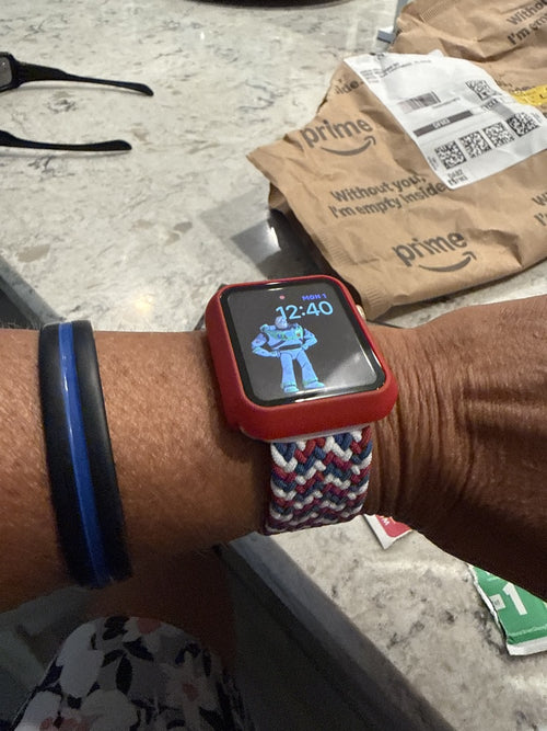 Customer wearing Coobry Loop Band